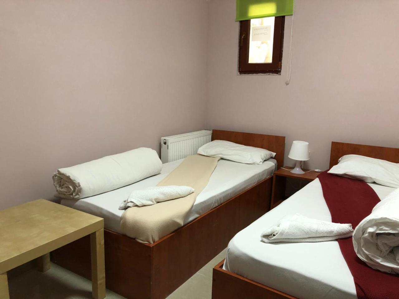 Hostel Tripoli Palace Букурещ Екстериор снимка
